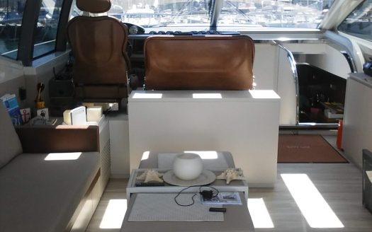 AZIMUT 68